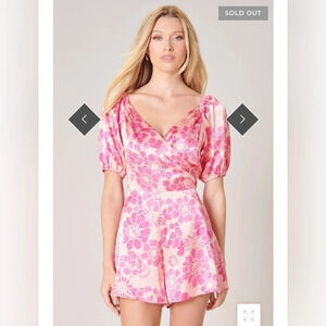 Sugar Lips Pink Paradise Satin Everheart Romper Feminine Casual Beach Size M
